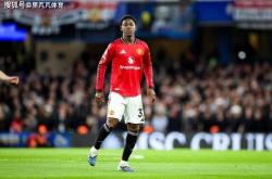 世界杯买球攻略app -一日英超动向：曼联利物浦争夺小孔塞桑，阿森纳战马竞很吸睛