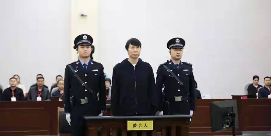 王皓孙逊引起大麻烦！名记质疑：签吉林离国乒？任职引发合规性质疑，李铁案教训在前